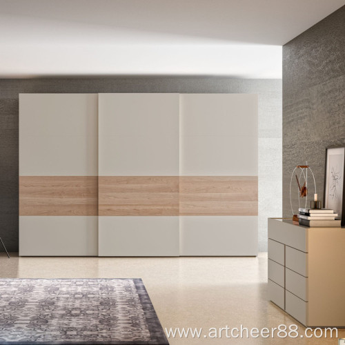 Flush sliding doors for wardrobe